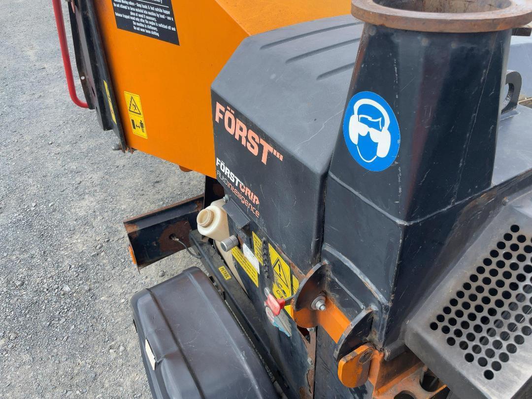 Photo '14' of TRAILER FORSTST6P Chipper