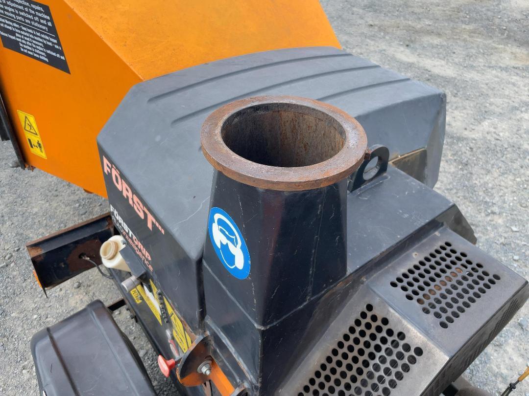 Photo '15' of TRAILER FORSTST6P Chipper