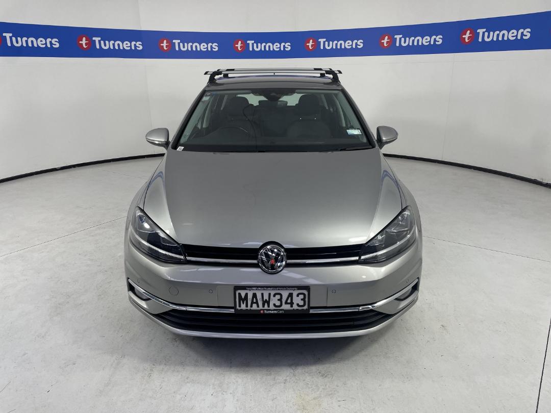 Photo '2' of Volkswagen Golf Photo '2' of Volkswagen Golf