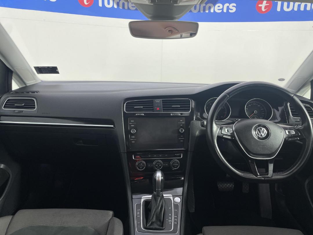 Photo '17' of Volkswagen Golf Photo '17' of Volkswagen Golf