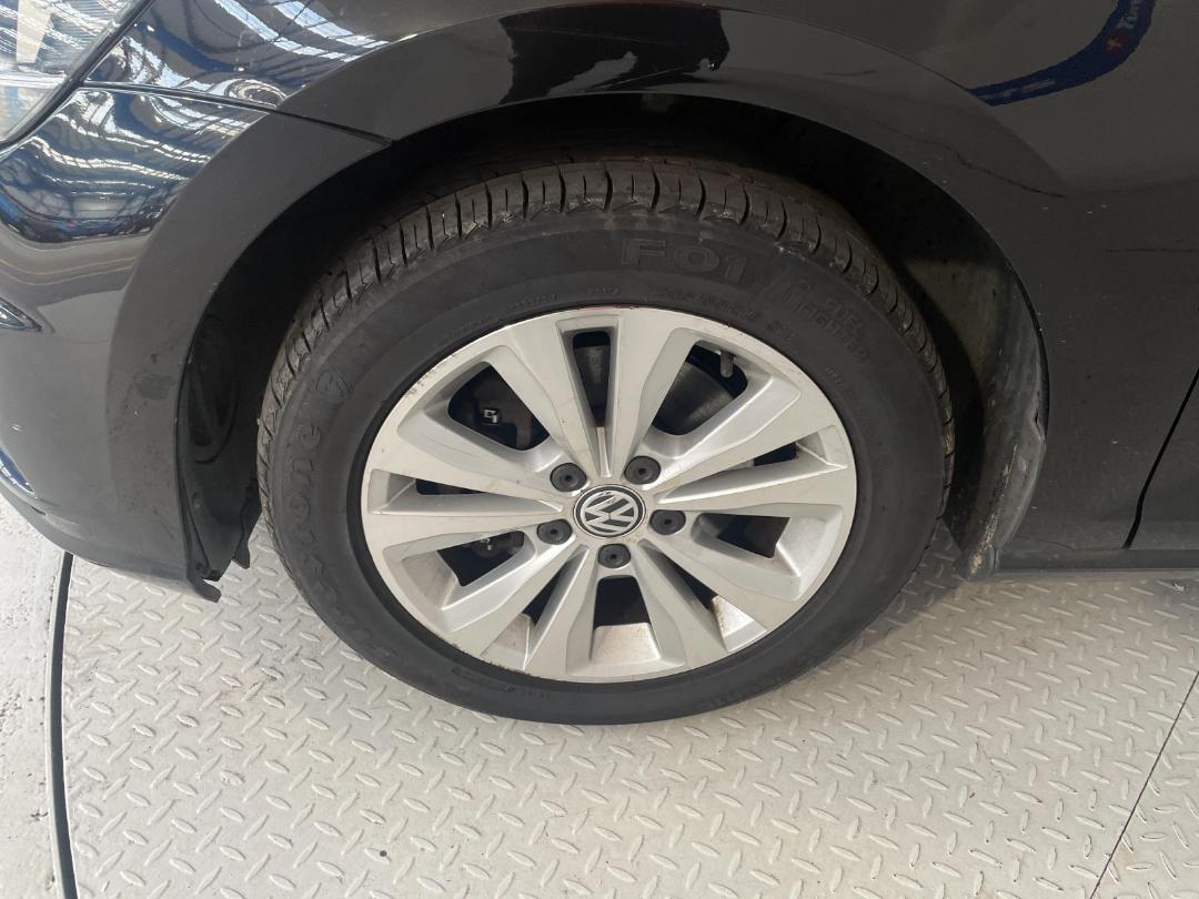 Photo '10' of Volkswagen Golf Photo '10' of Volkswagen Golf