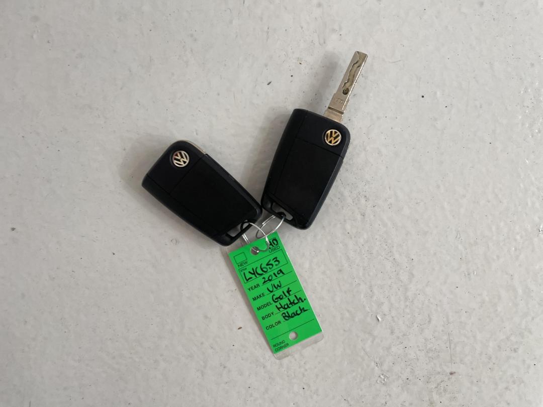 Photo '22' of Volkswagen Golf Photo '22' of Volkswagen Golf