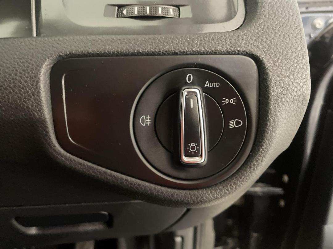 Photo '25' of Volkswagen Golf Photo '25' of Volkswagen Golf