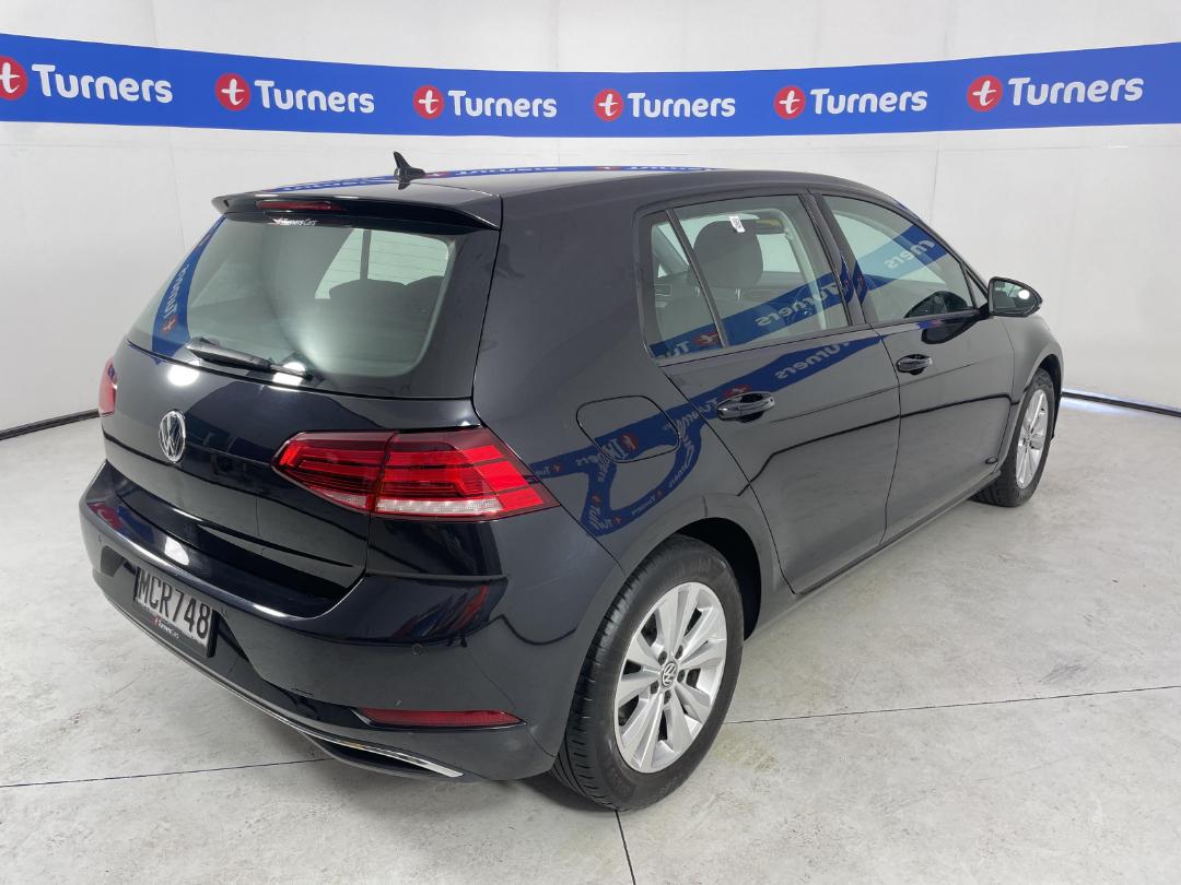 Photo '7' of Volkswagen Golf Photo '7' of Volkswagen Golf