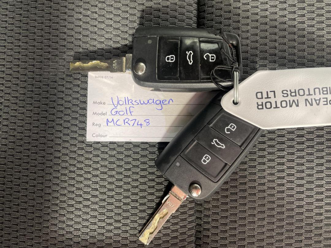 Photo '22' of Volkswagen Golf Photo '22' of Volkswagen Golf