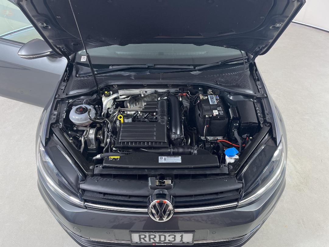 Photo '13' of Volkswagen Golf