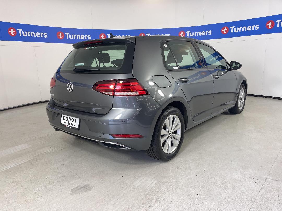 Photo '7' of Volkswagen Golf