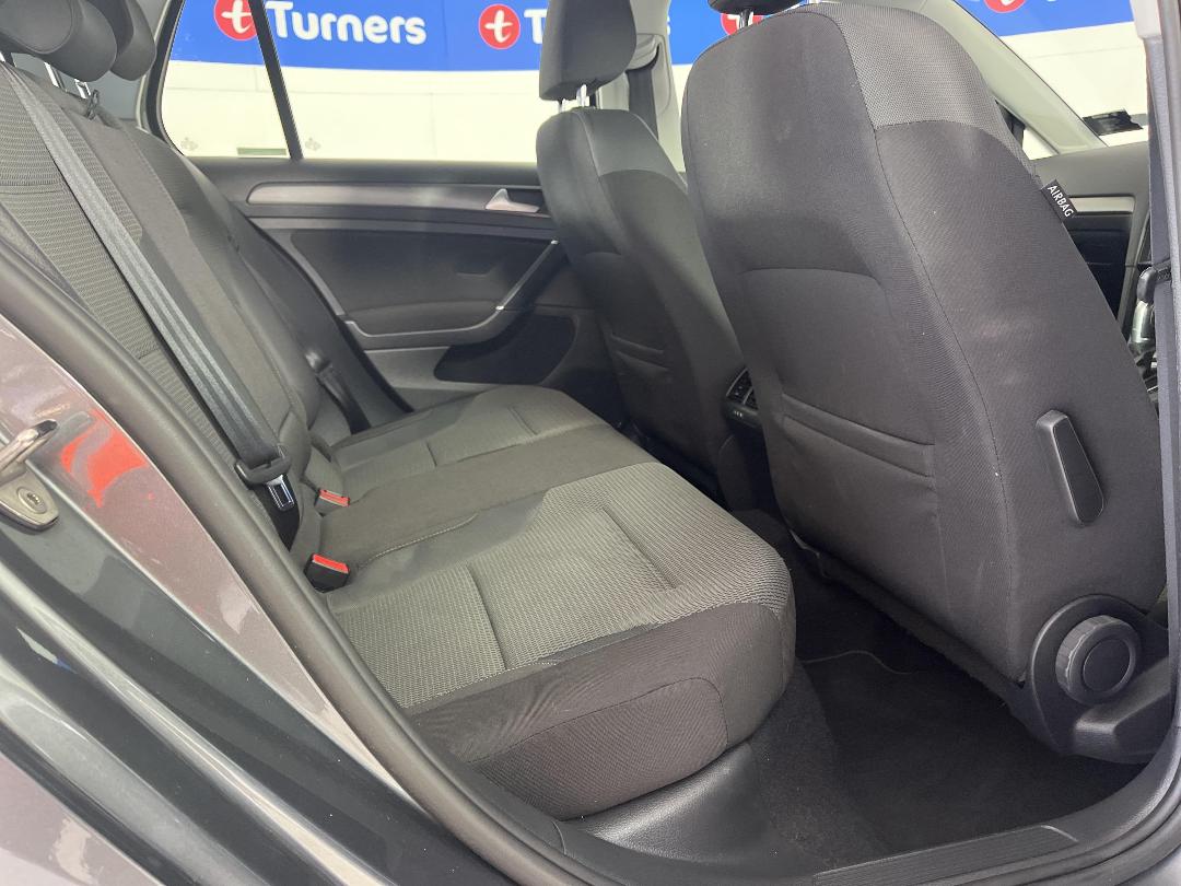 Photo '20' of Volkswagen Golf