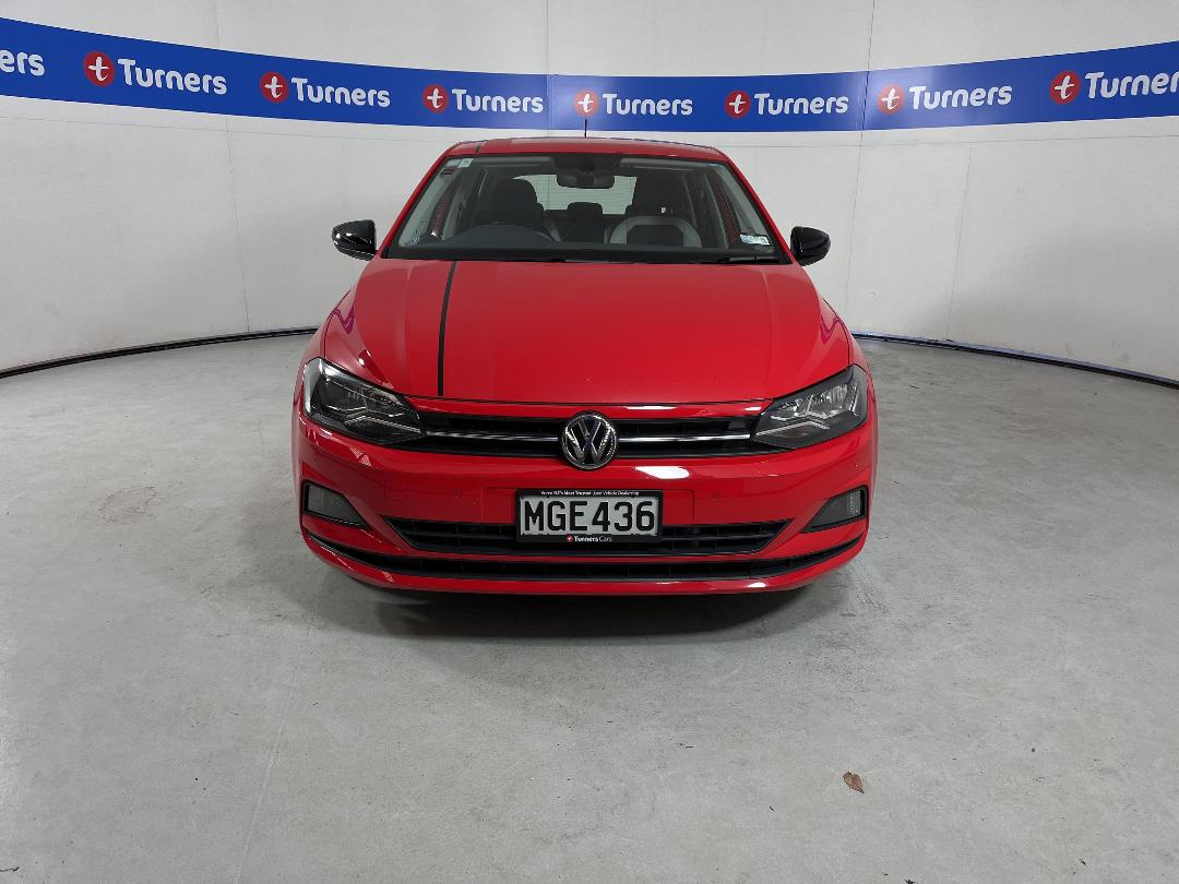 Photo '2' of Volkswagen Polo Photo '2' of Volkswagen Polo