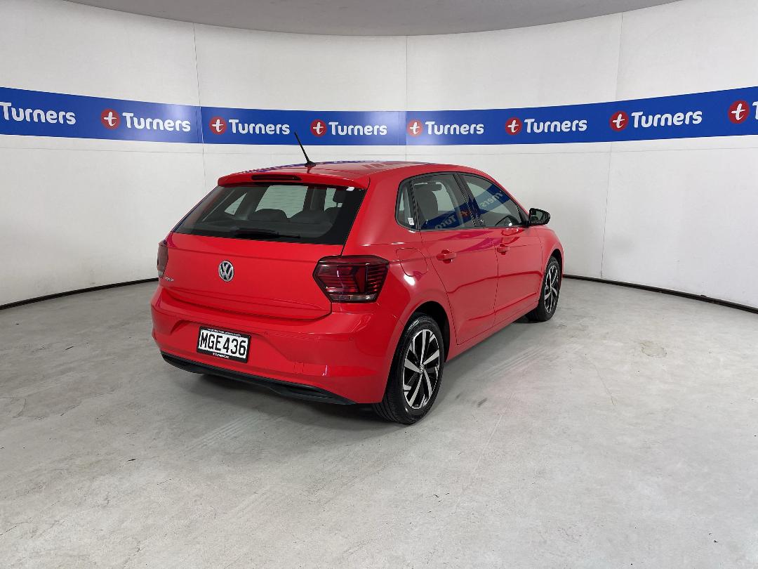 Photo '7' of Volkswagen Polo Photo '7' of Volkswagen Polo