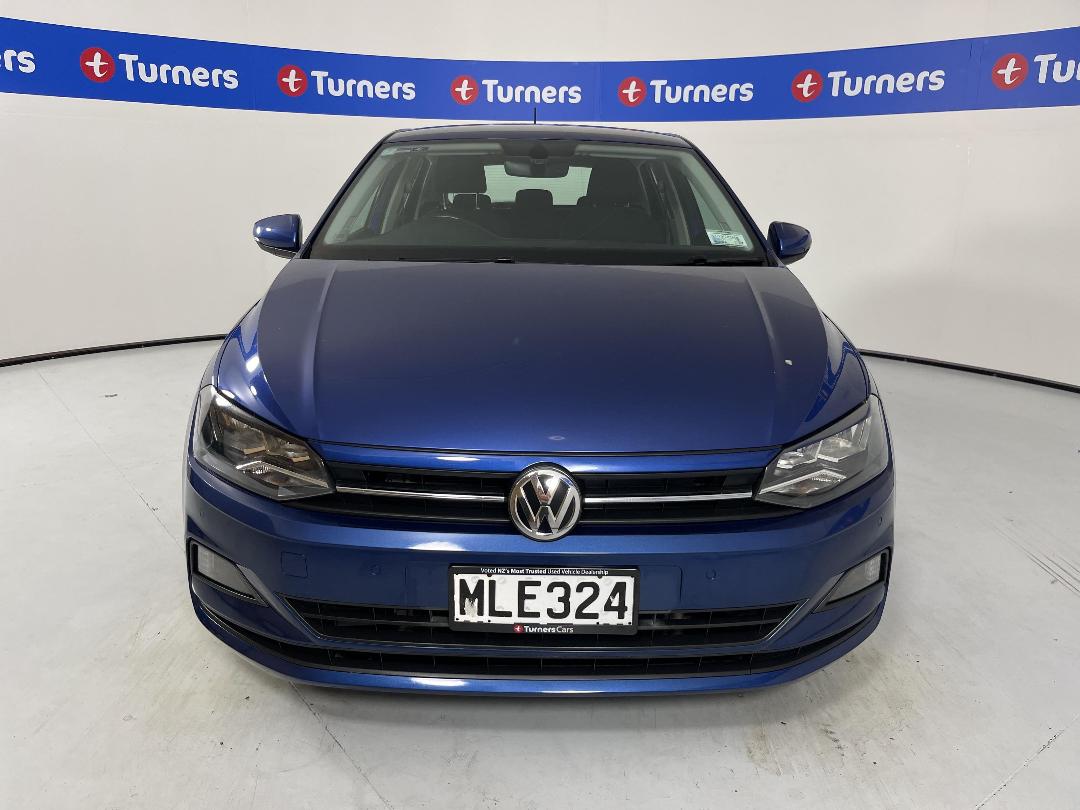 Photo '2' of Volkswagen Polo Photo '2' of Volkswagen Polo