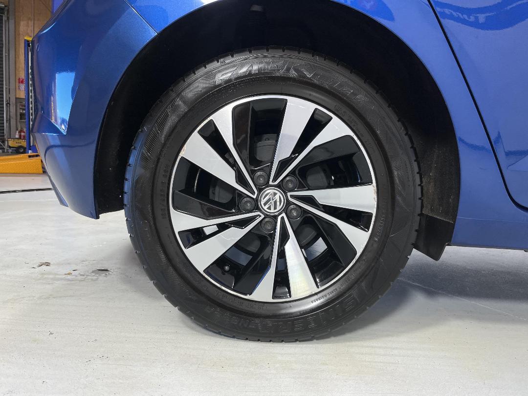 Photo '12' of Volkswagen Polo Photo '12' of Volkswagen Polo