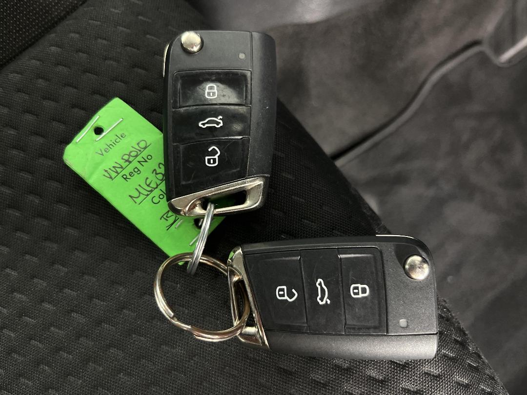 Photo '22' of Volkswagen Polo Photo '22' of Volkswagen Polo