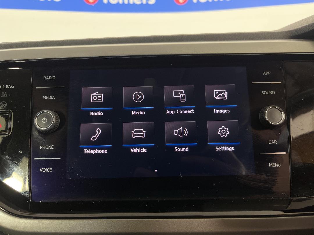 Photo '25' of Volkswagen Polo Photo '25' of Volkswagen Polo