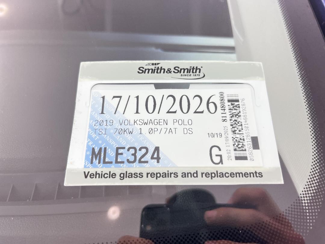 Photo '30' of Volkswagen Polo Photo '30' of Volkswagen Polo