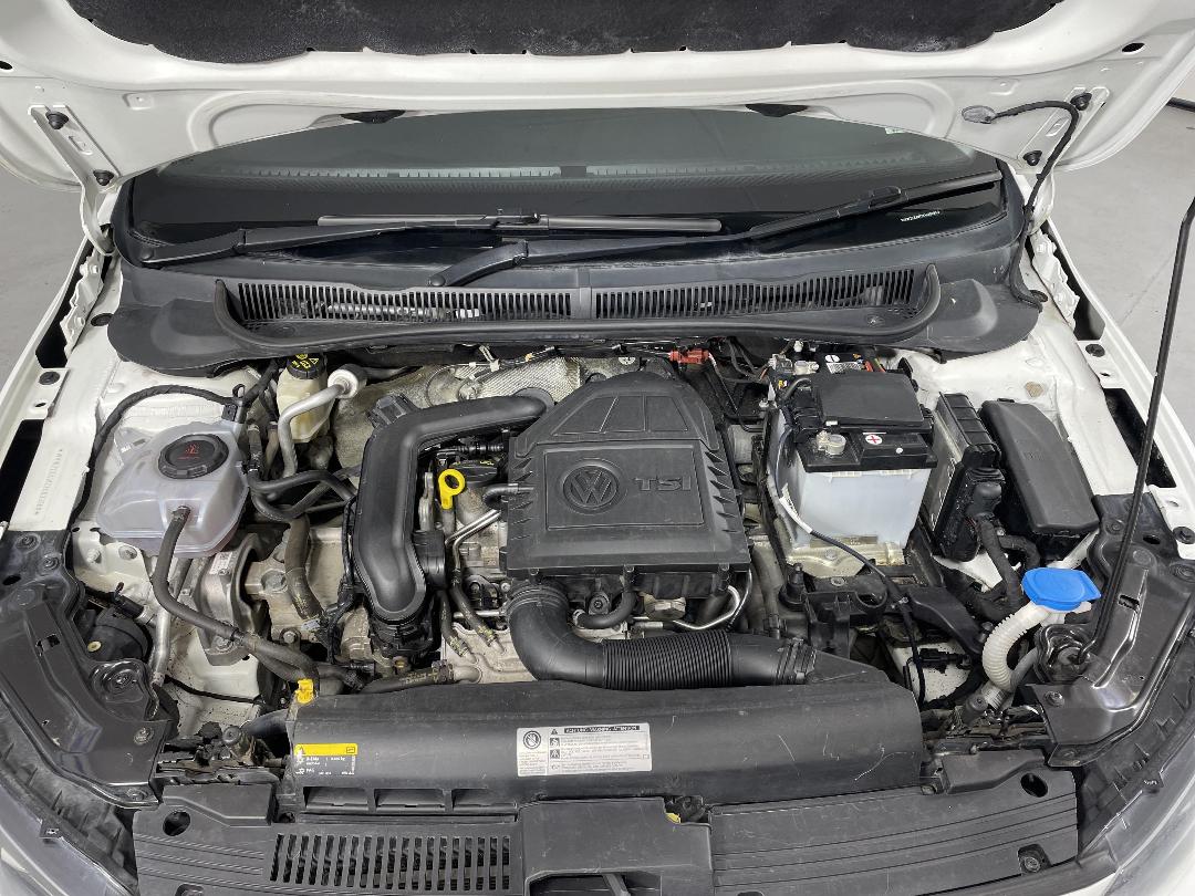 Photo '13' of Volkswagen Polo