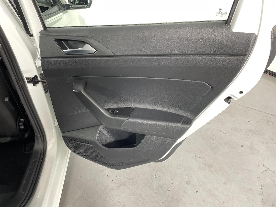 Photo '19' of Volkswagen Polo