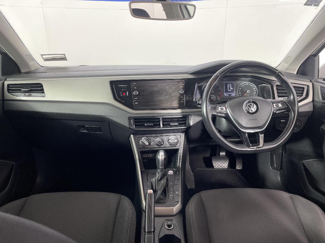 Photo '17' of Volkswagen Polo