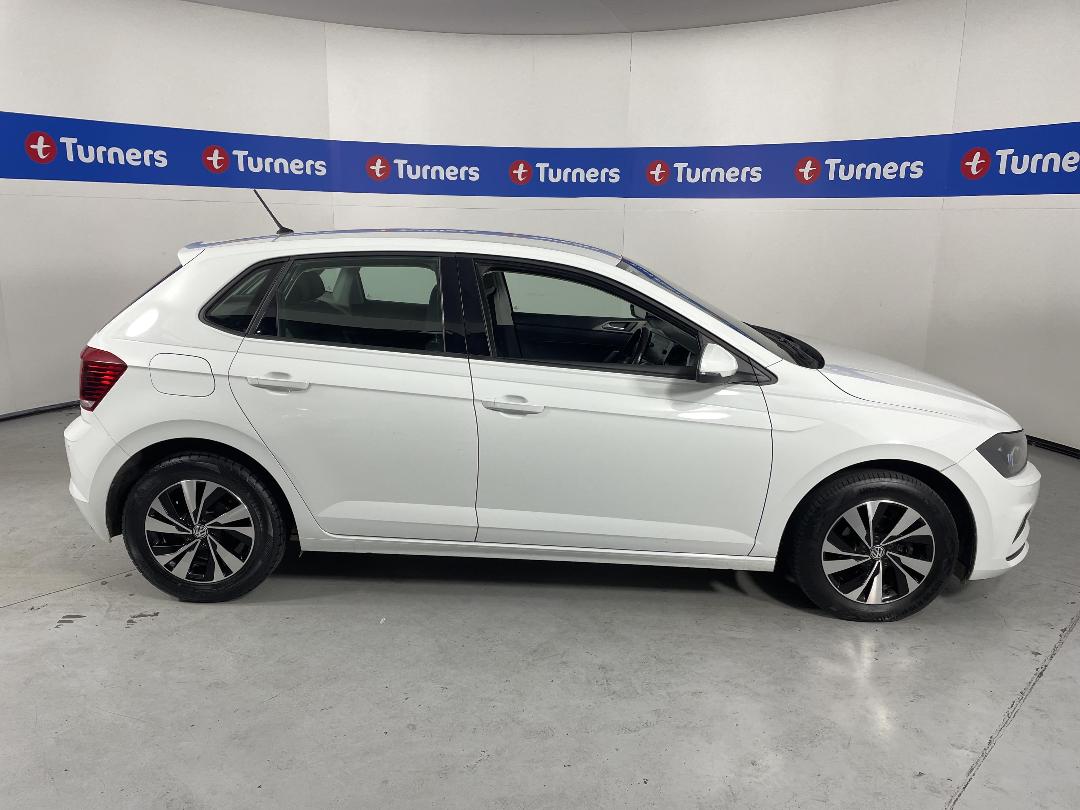 Photo '24' of Volkswagen Polo