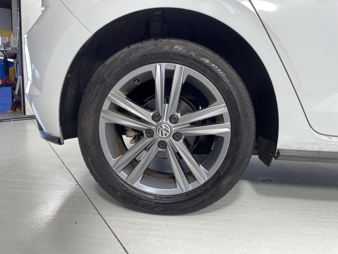 Photo '12' of Volkswagen Polo