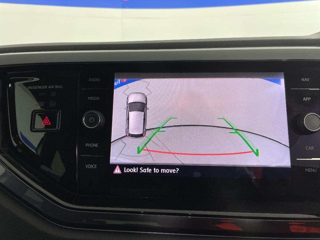 Photo '24' of Volkswagen Polo