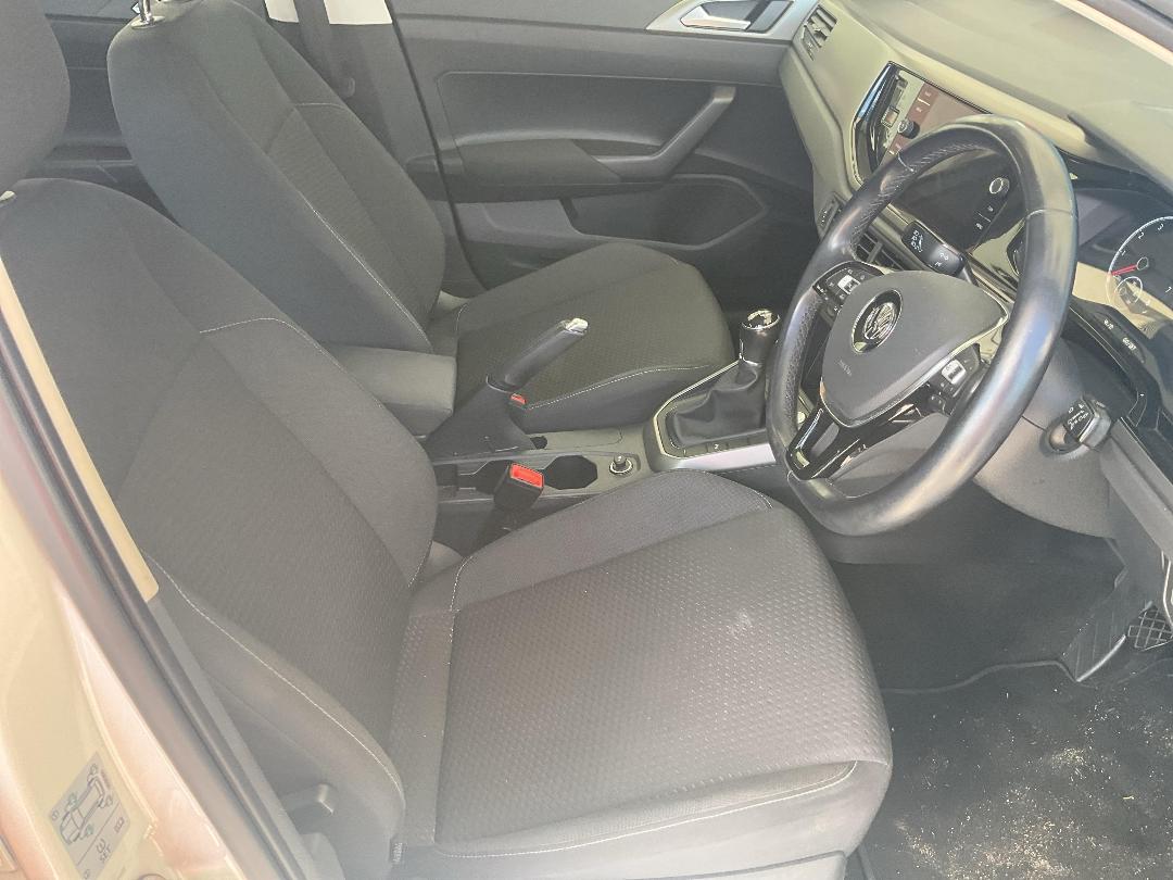 Photo '15' of Volkswagen Polo TSI 70KW Photo '15' of Volkswagen Polo TSI 70KW