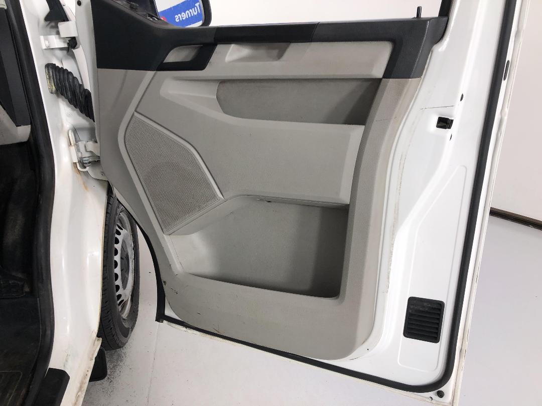 Photo '15' of Volkswagen T6 Photo '15' of Volkswagen T6