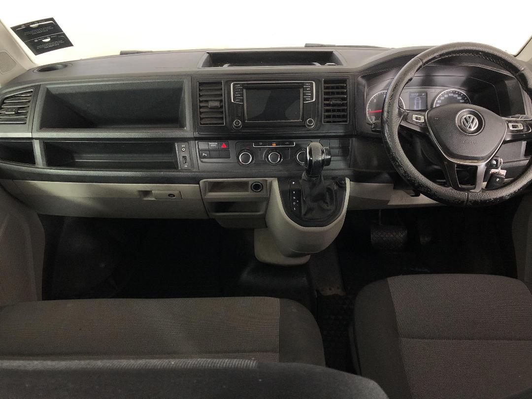 Photo '17' of Volkswagen T6 Photo '17' of Volkswagen T6