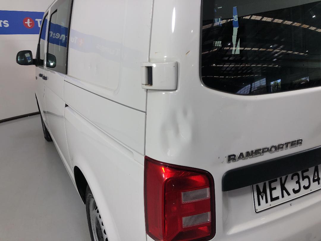 Photo '27' of Volkswagen T6 Photo '27' of Volkswagen T6