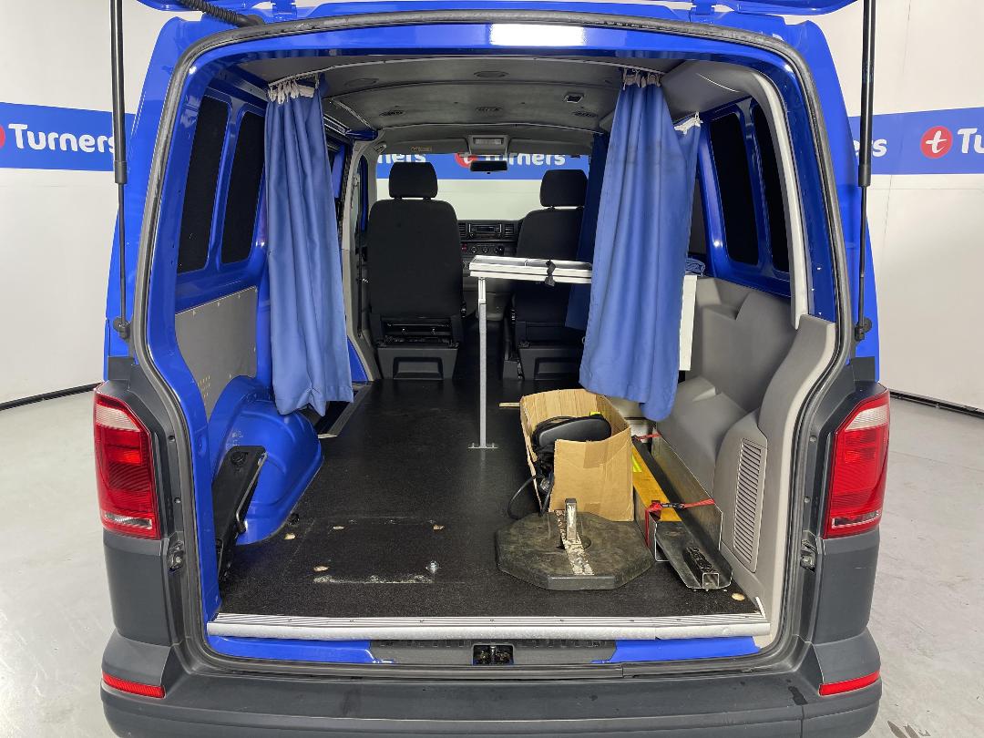 Photo '14' of Volkswagen T6