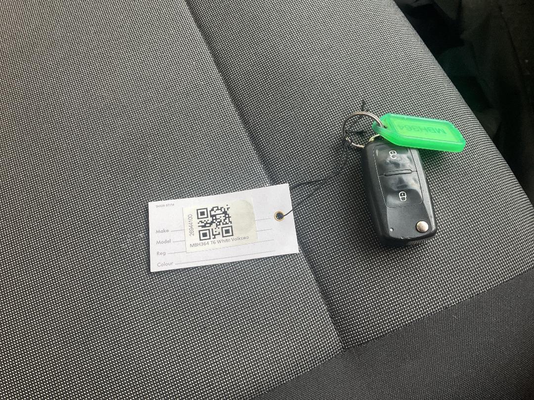 Photo '15' of Volkswagen T6 Transporter SC