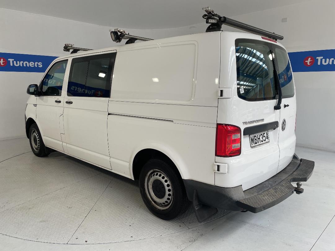 Photo '5' of Volkswagen T6