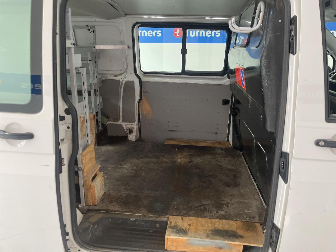 Photo '19' of Volkswagen T6