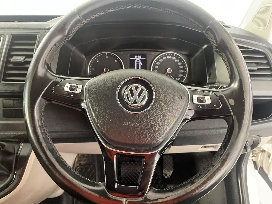 Photo '26' of Volkswagen T6