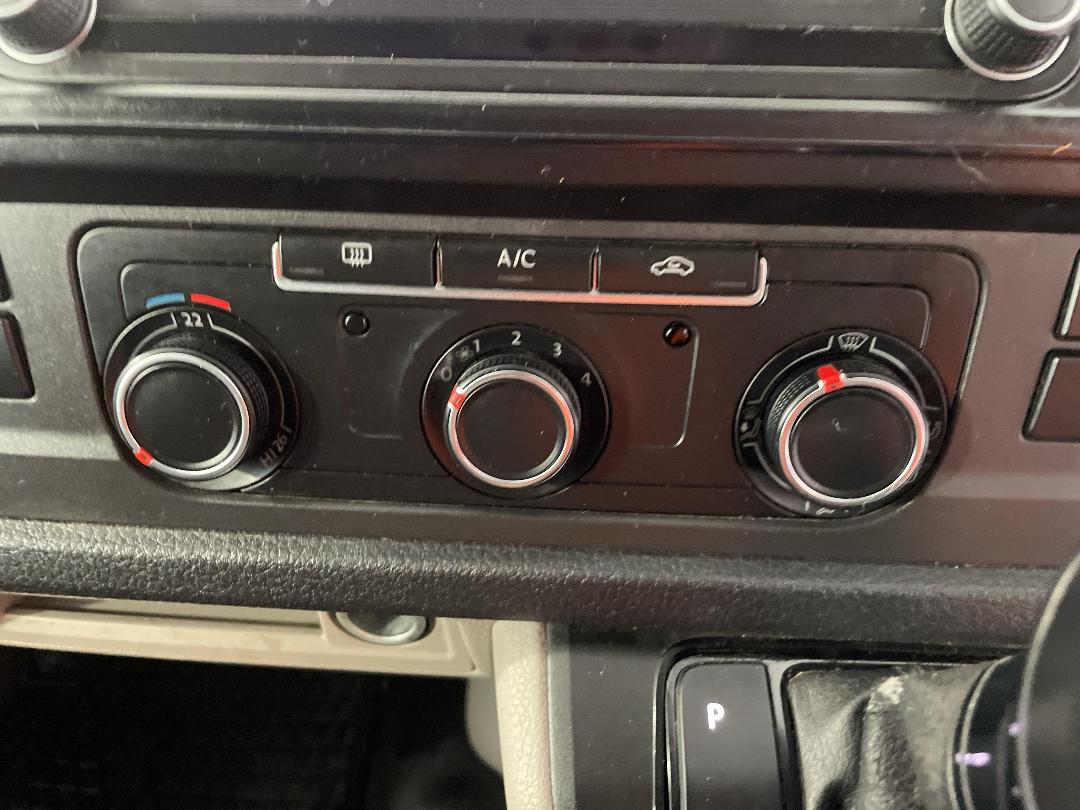 Photo '29' of Volkswagen T6