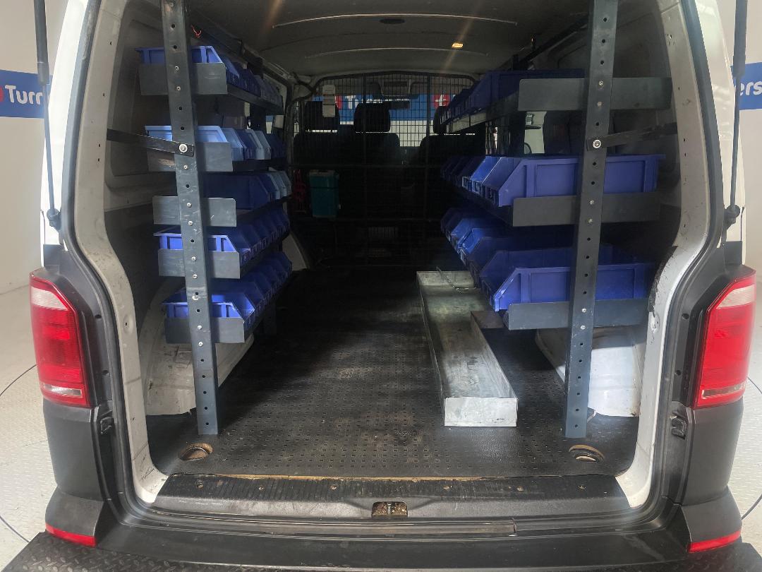 Photo '14' of Volkswagen T6