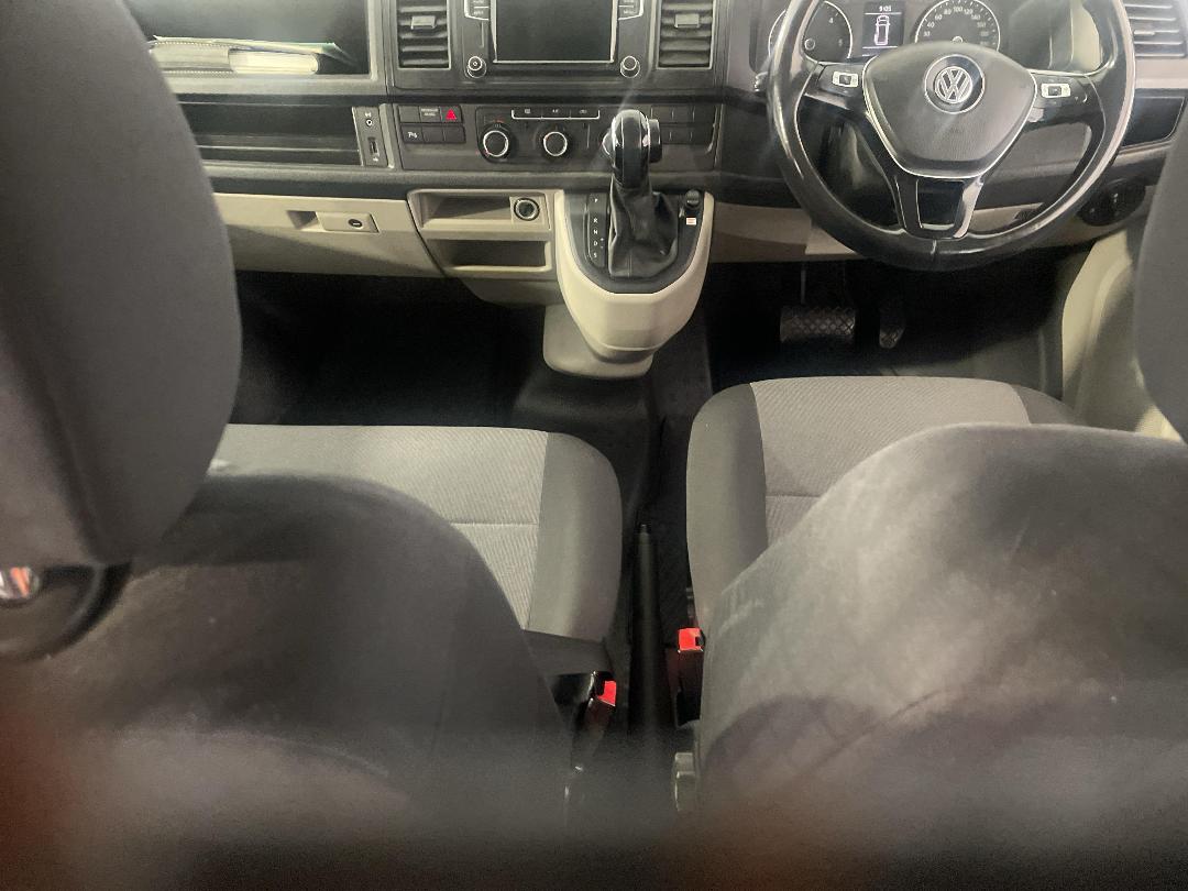 Photo '18' of Volkswagen T6