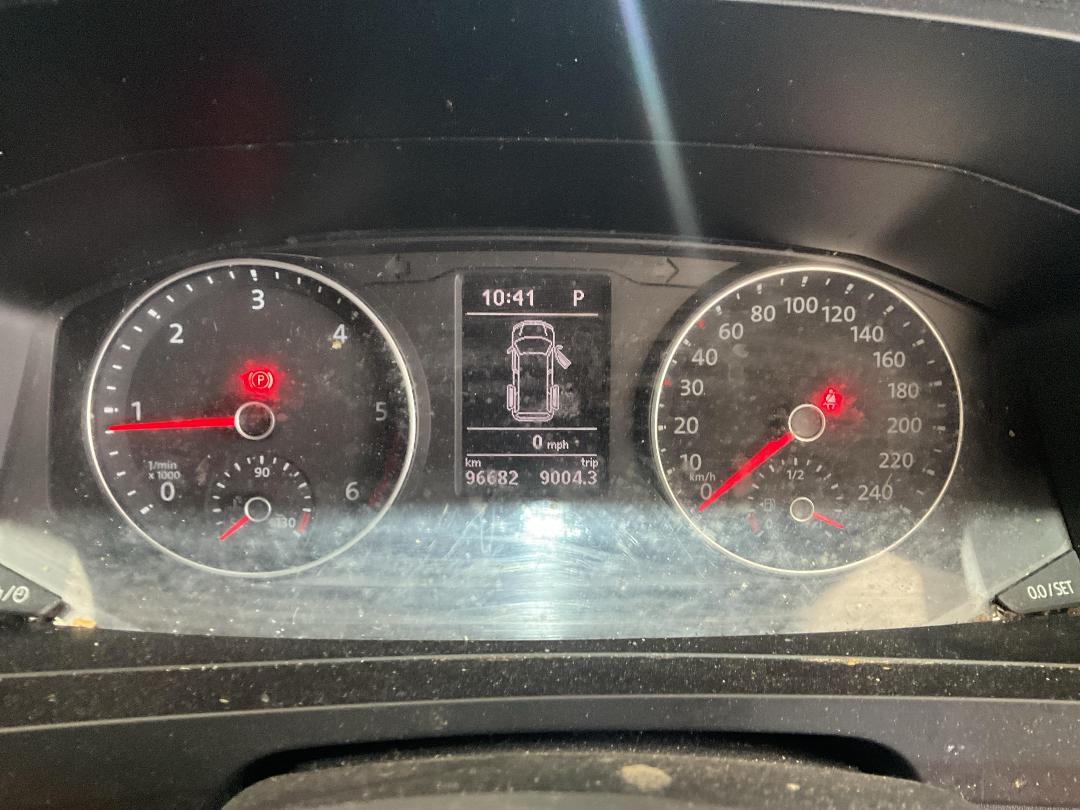 Photo '8' of Volkswagen T6 Transporter SWB