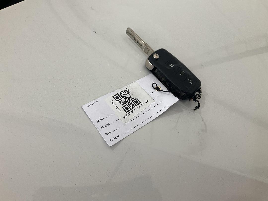 Photo '11' of Volkswagen T6 Transporter SWB