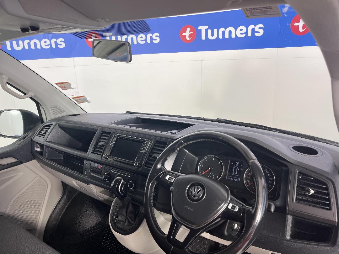 Photo '17' of Volkswagen T6 Photo '17' of Volkswagen T6