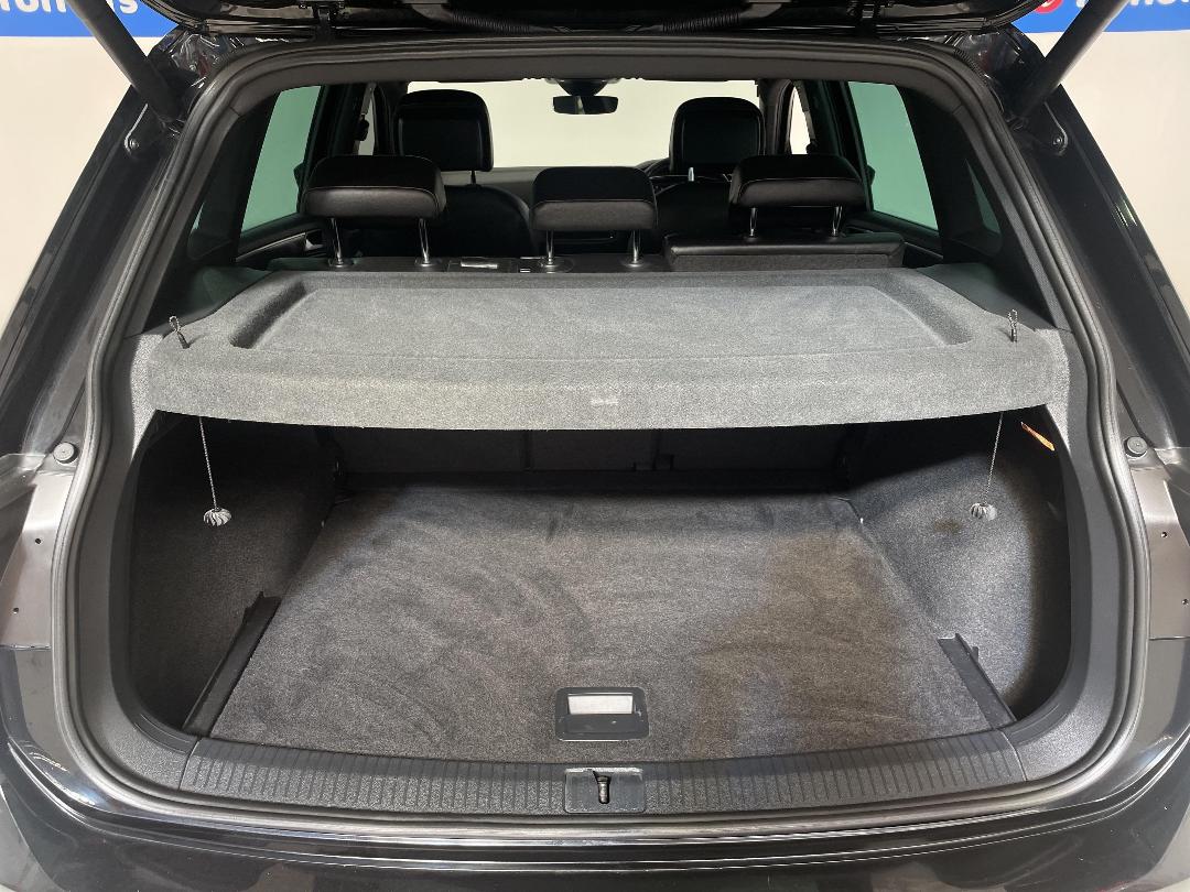 Photo '14' of Volkswagen Tiguan Photo '14' of Volkswagen Tiguan