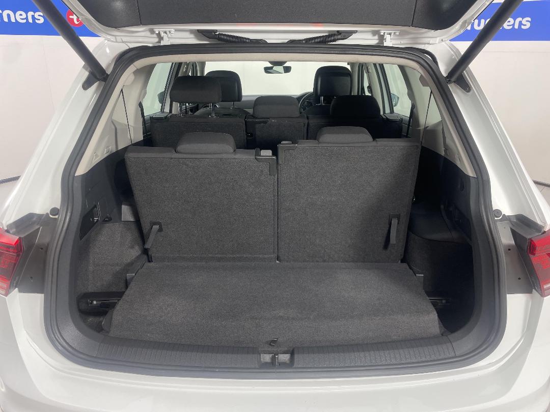 Photo '14' of Volkswagen Tiguan Photo '14' of Volkswagen Tiguan