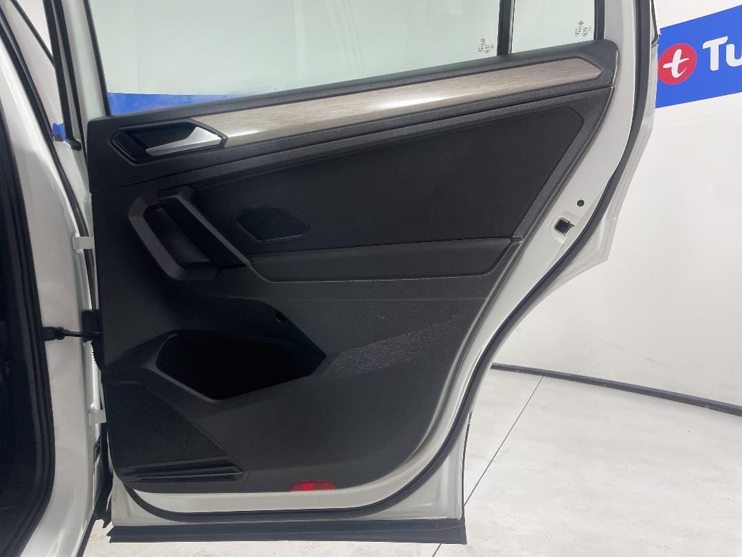 Photo '19' of Volkswagen Tiguan Photo '19' of Volkswagen Tiguan