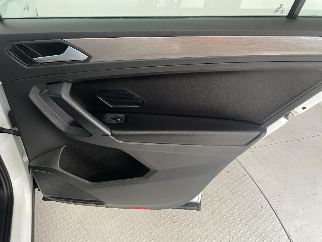 Photo '19' of Volkswagen Tiguan