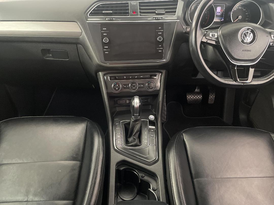 Photo '18' of Volkswagen Tiguan