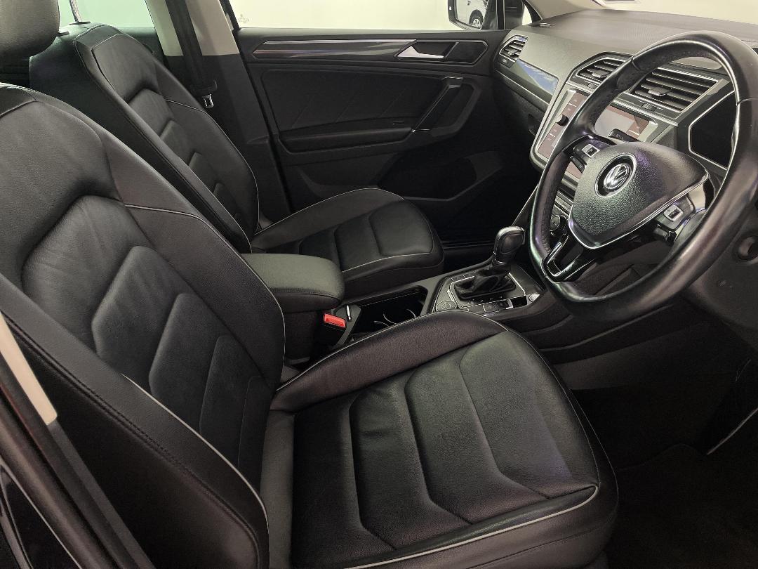 Photo '16' of Volkswagen Tiguan