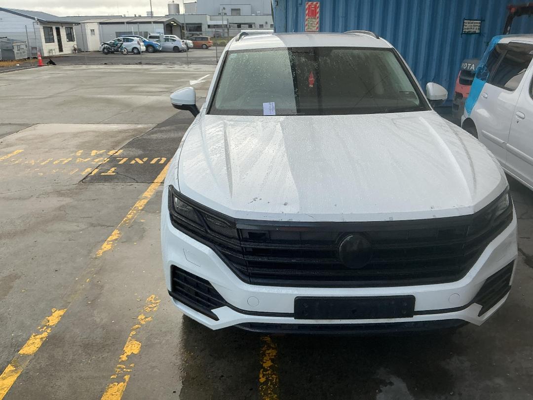 Photo '4' of Volkswagen Touareg V6S 210KW TDI Photo '4' of Volkswagen Touareg V6S 210KW TDI