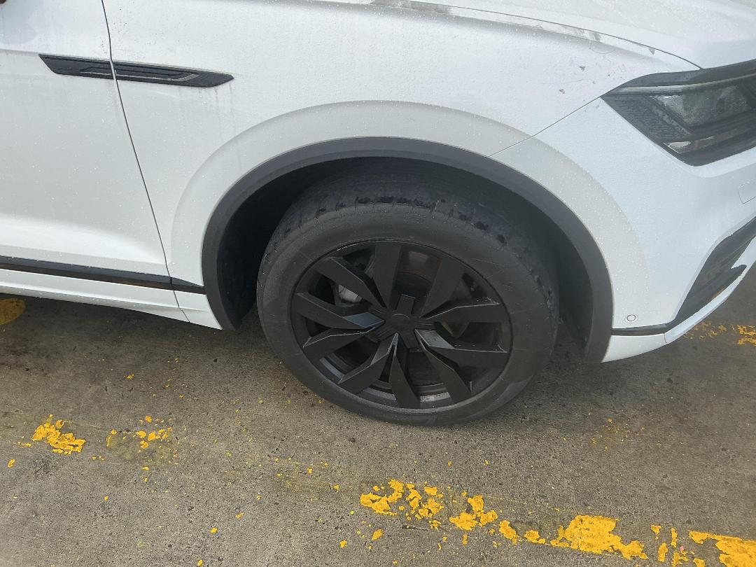 Photo '2' of Volkswagen Touareg V6S 210KW TDI Photo '2' of Volkswagen Touareg V6S 210KW TDI