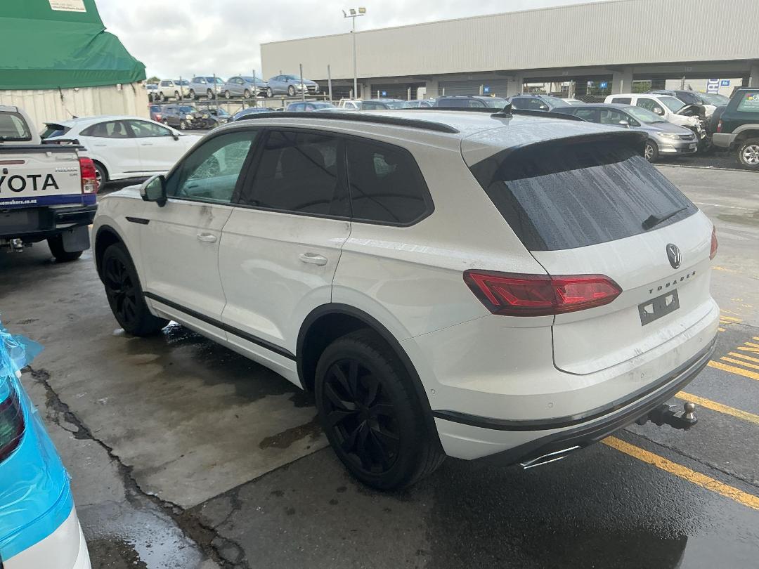 Photo '8' of Volkswagen Touareg V6S 210KW TDI Photo '8' of Volkswagen Touareg V6S 210KW TDI