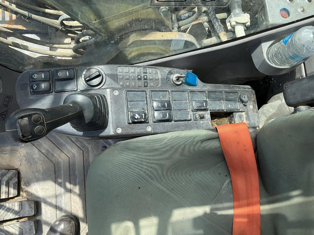 Photo '31' of Volvo ECR145CL Excavator Photo '31' of Volvo ECR145CL Excavator